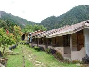Rindu Alam Resort Berastagi Exterior foto